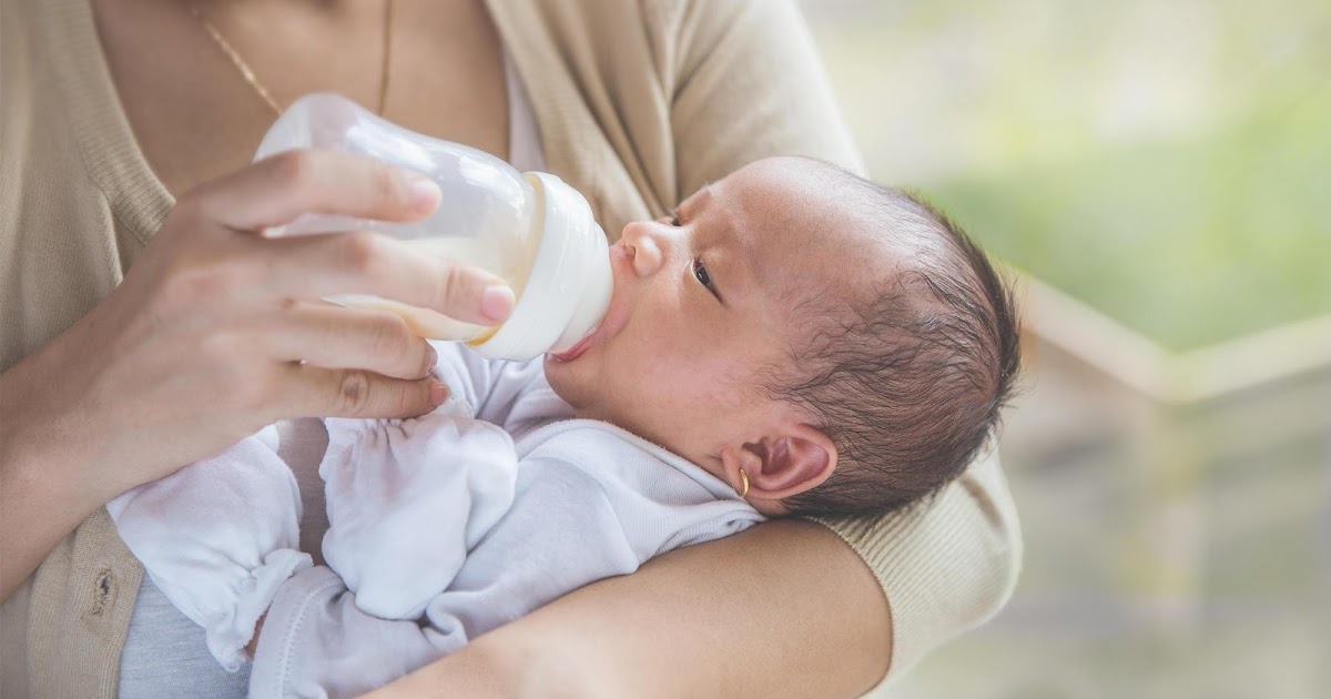 Can you feed a newborn water