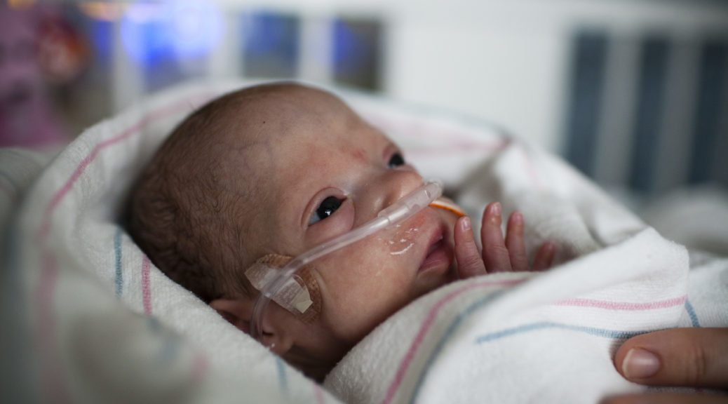 What is a neonatal death