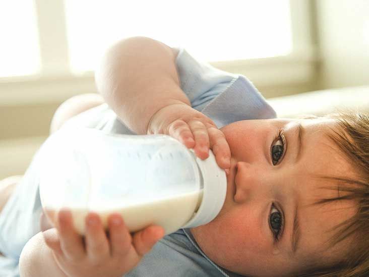 Infant cow's milk allergy symptoms