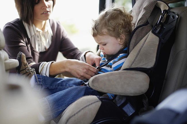 How to install a child seat